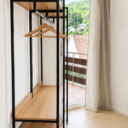 3 Bedroom Im Haus Frey, Parkplatz, Auch Einzelbetten Διαμέρισμα Leinsweiler