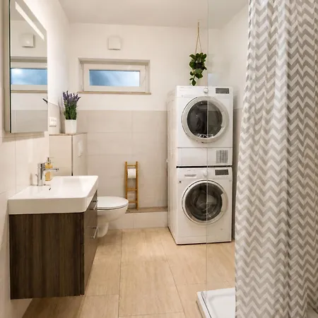 3 Bedroom Im Haus Frey, Parkplatz, Auch Einzelbetten Διαμέρισμα Leinsweiler